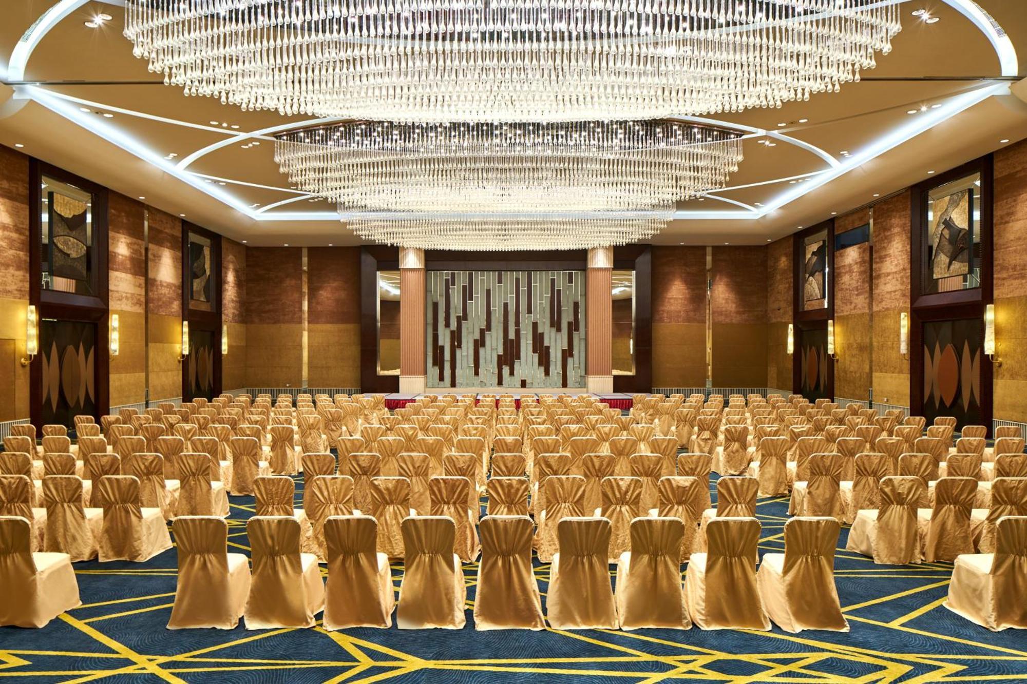 Crowne Plaza Tianjin Binhai, An Ihg Hotel Экстерьер фото