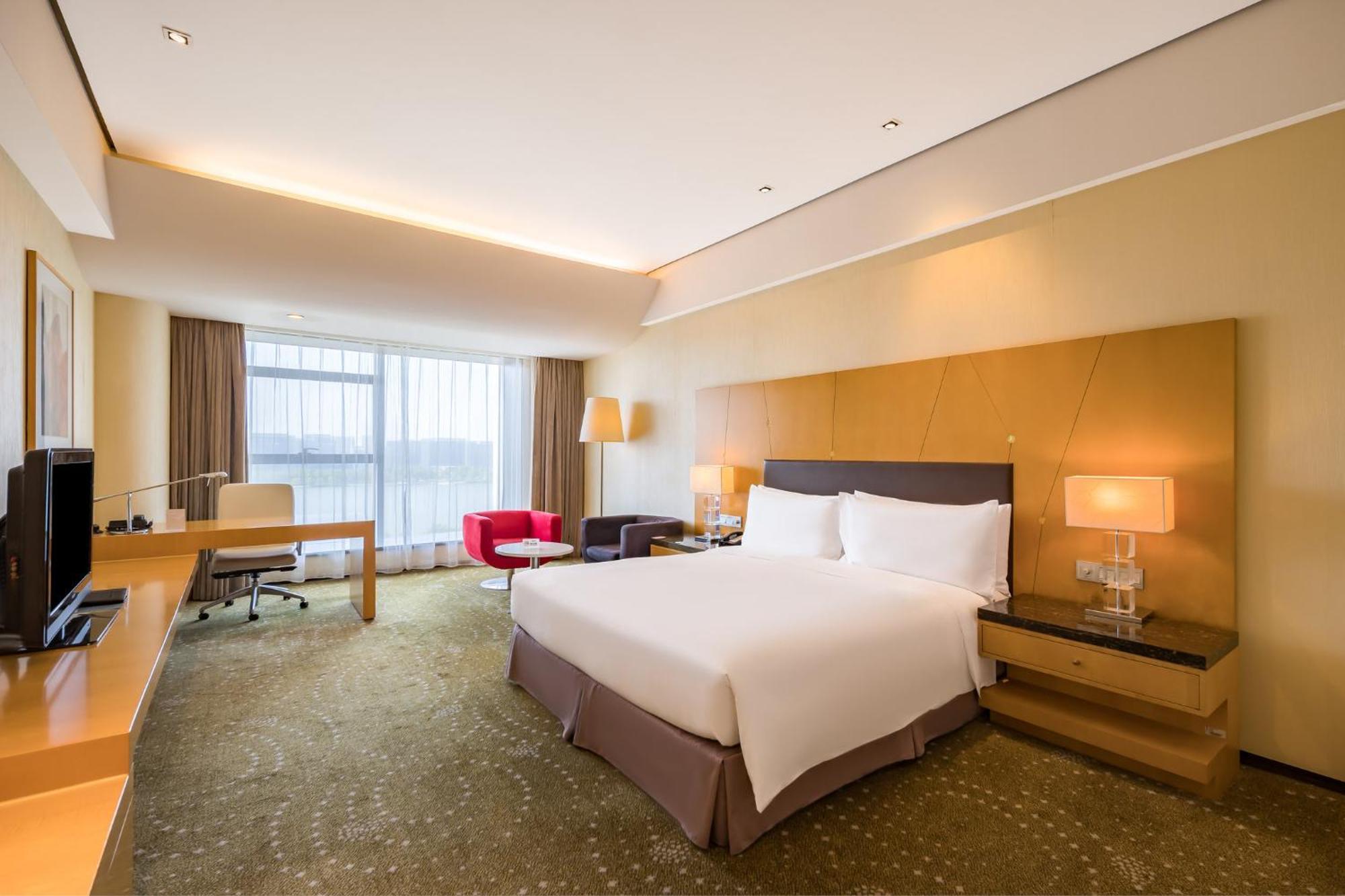 Crowne Plaza Tianjin Binhai, An Ihg Hotel Экстерьер фото